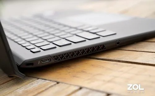 雷电4全面普及 100W PD充电到底如何正确使用