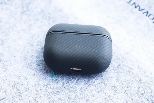 今年双11买什么？原来保护壳也可以非常极致：PITAKA手机与耳机壳浅体验