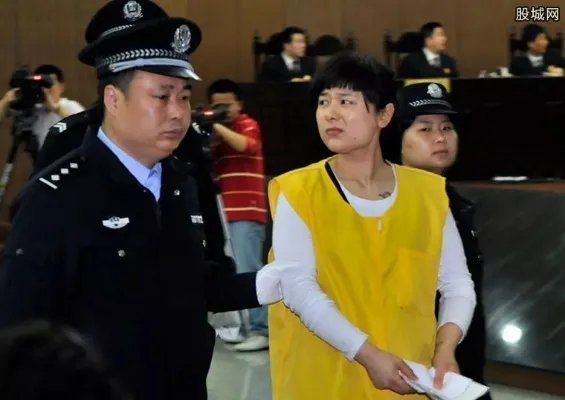 吴英减刑案宣判 东阳吴英案谜团终于揭开