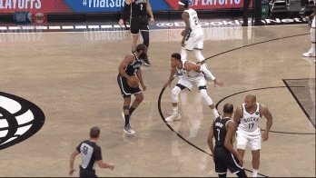 字母哥受伤，詹姆斯等众星送祝福，为何篮网却没有一个人发声？