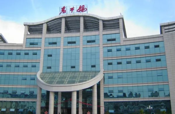 老干爹和老干妈的关系