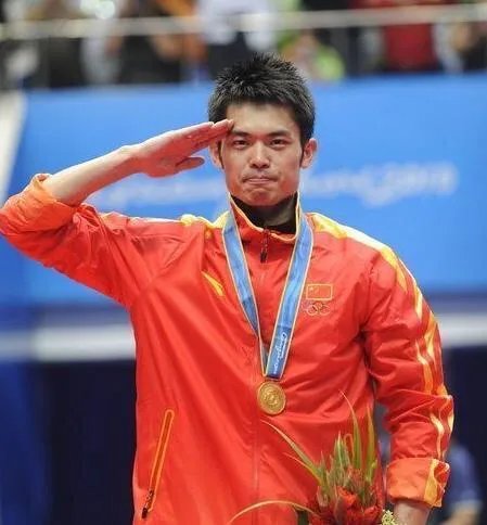 林丹发声明指粤羽俱乐部恶意拖欠薪金,你怎么看?