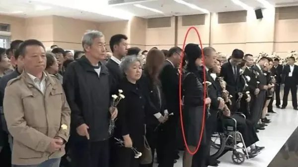 严顺开的追悼会在哪里开的？都谁来了？