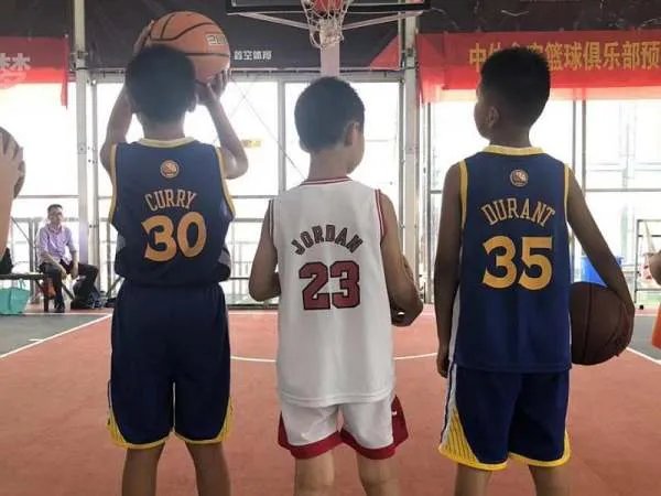 大卫安德森退役