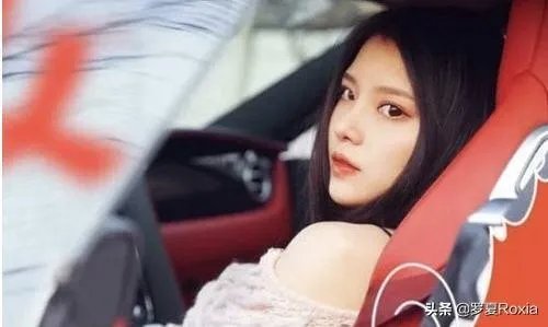 斗鱼主播丑人齐深夜复播,爆某神豪身价,每月零花钱有上千万,你有何看法?