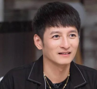 李维嘉代言茶饮“翻车”,被说成是“失德”艺人,你认为他到底冤不冤呢?