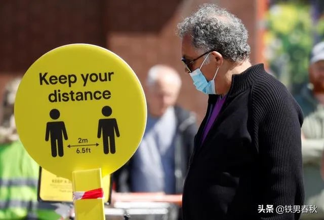 现在英国疫情这么严重,留学生应该怎么办,你有什么看法呢?