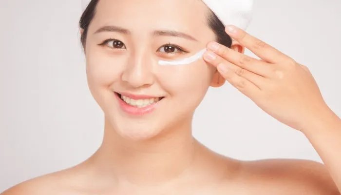 如何去除眼部细纹 眼部细纹如何去除