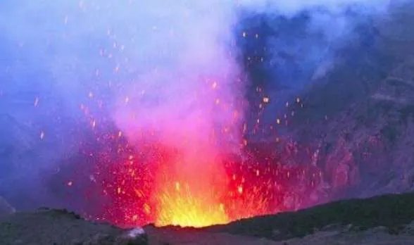 世界上最大的火山排名，十大火山爆发足以毁灭地球万物