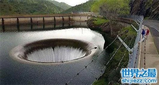 中国十个最邪门的地方：现在竟然还有灵异事件在发生 