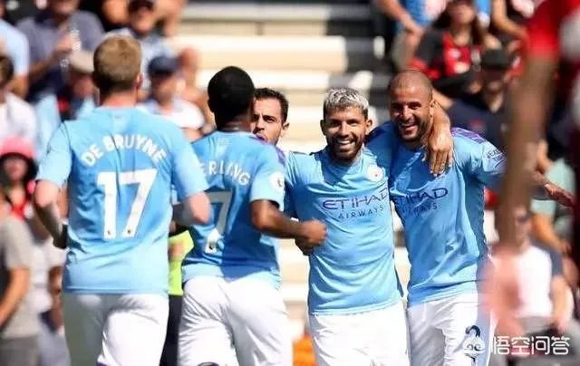 巴萨和西班牙人都在巴塞罗那,那么为什么西班牙人也有那么多球迷呢?