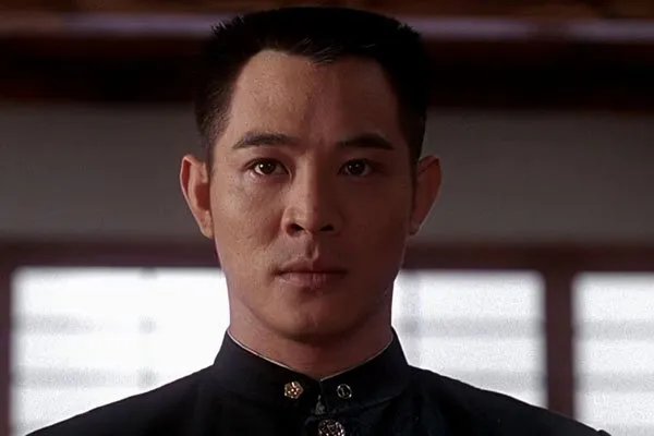 李连杰的真实身份轰动全国 说出来央视不敢播怎么回事