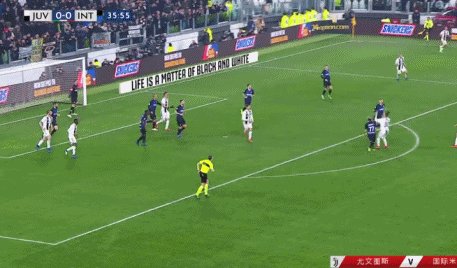 倒钩射门为什么难防