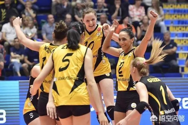 如果朱婷下赛季将回国落户天津参加排超联赛，与李莹盈双剑合璧，对此你期待吗？