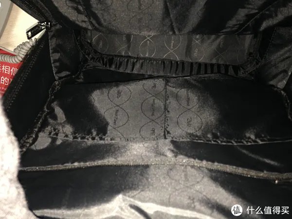 我去年买了个包，双肩的 — IBM 智慧地球 P3960 TUMI致敬款双肩包 开箱