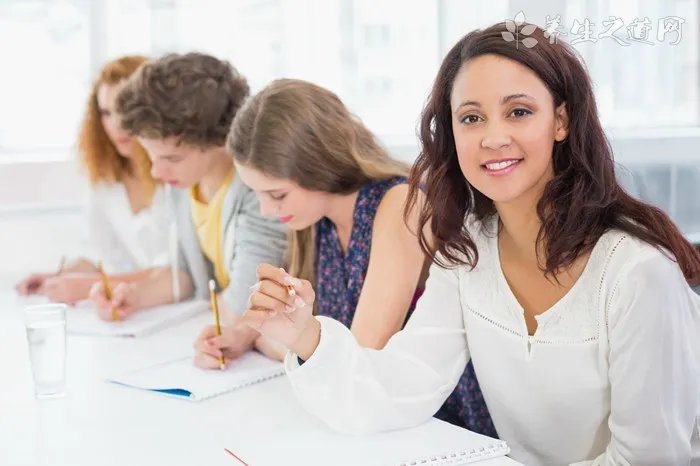 养生之道网细说如何应对高考考前考后