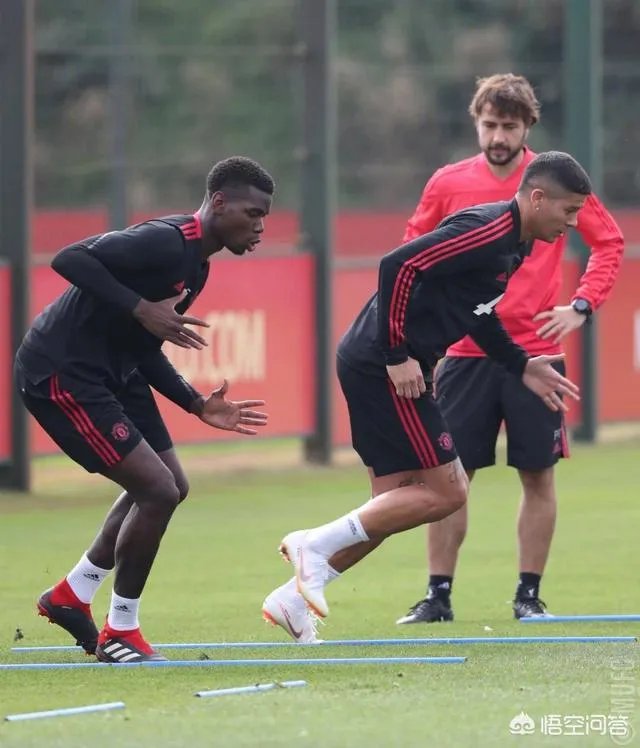 2018-19赛季英超第4轮，伯恩利VS曼联比赛对阵情况如何？如何预测比分？