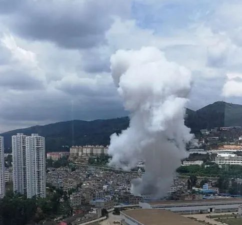 昆明厂房发生爆炸是怎么回事？