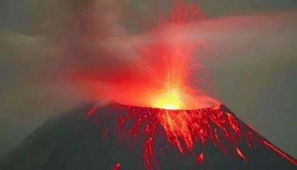 世界上最大的火山排名，十大火山爆发足以毁灭地球万物