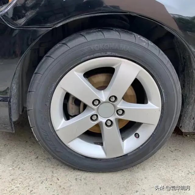 横滨轮胎和米其林是一个档次的吗