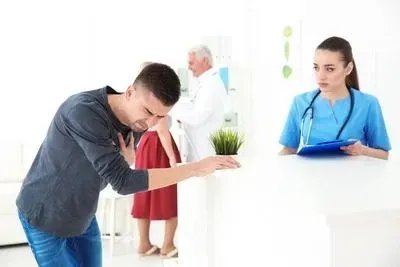 男性不育有哪些症状   男性身体有四个症状警惕不育症