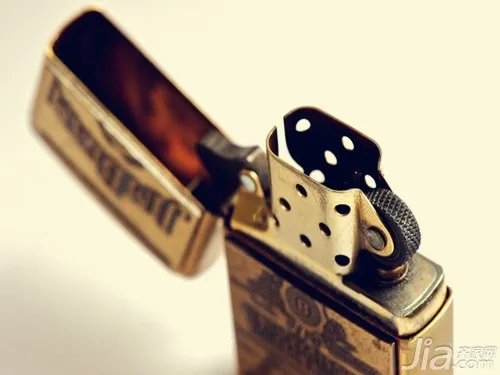 怎么玩zippo打火机 zippo玩法教程介绍