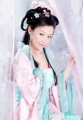 贫贱夫妻百事哀的上一句是什么？出自哪里？作者要表达什么意思？