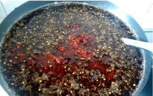 重庆火锅底料的做法是怎样的？