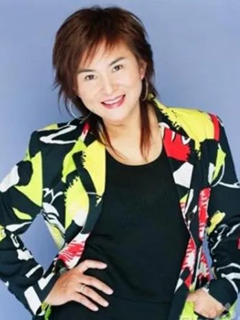 裘海正专辑有哪些  曾经的飞鹰三妹之一