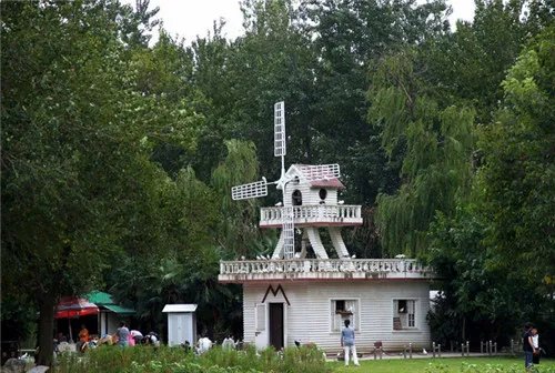 南京婚纱摄影工作室有哪些    南京婚纱外景基地哪里好