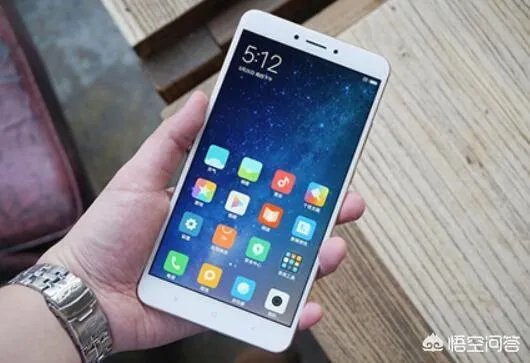 目前待机时间最长的是哪款手机？