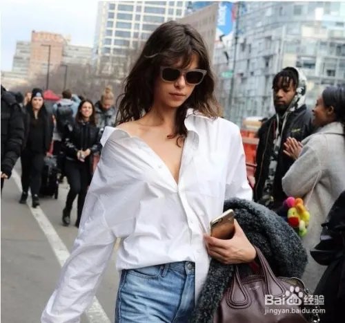 白衬衫+牛仔裤够清新 Kate Bosworth教你穿法