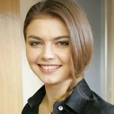 普京现左老婆照片曝光 卡巴耶娃曾是体操玉女