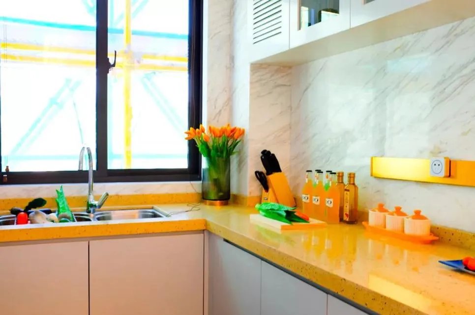 当红星天铂遇见XPOWER=全屋整装没有墙插座！