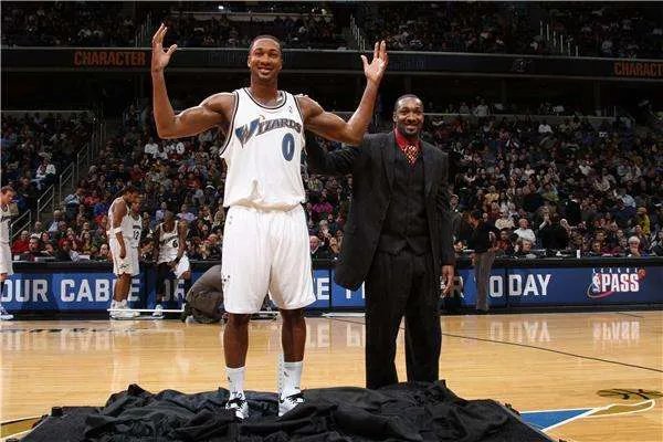 大将军阿里纳斯的球风是怎么样的？