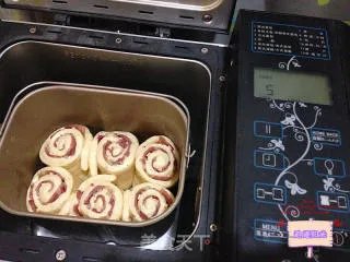 超级爆软芝士培根面包披萨