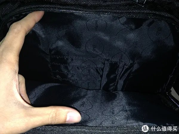 我去年买了个包，双肩的 — IBM 智慧地球 P3960 TUMI致敬款双肩包 开箱