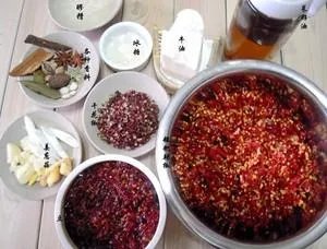 重庆火锅底料的做法是怎样的？