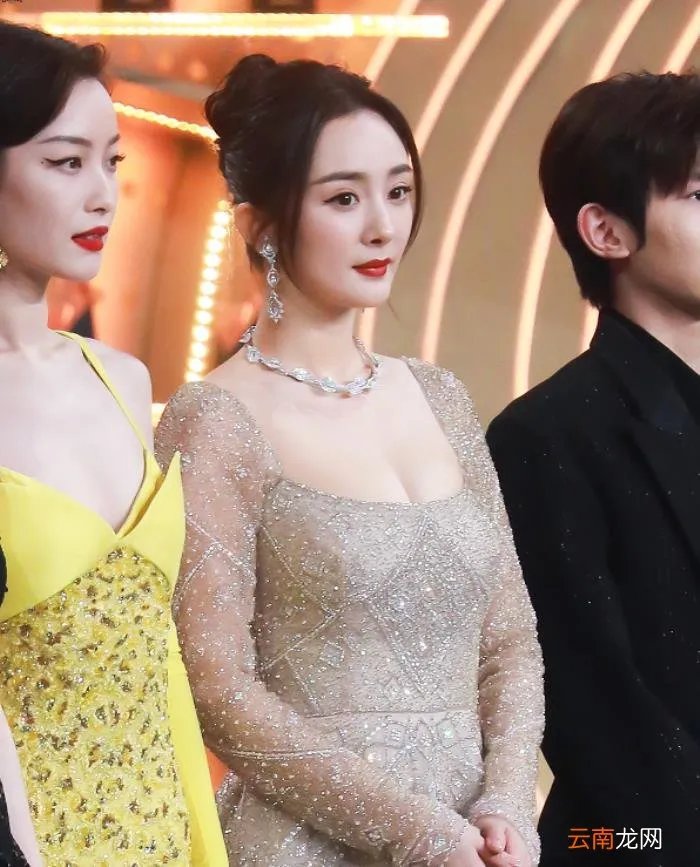 人人看到王源笑靥如花 倪羽裳发过胸照给王源