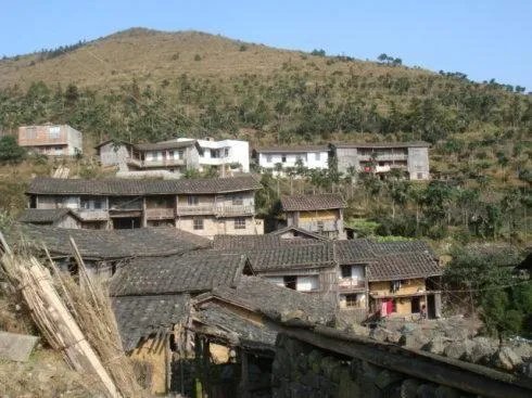 穷山恶水泼妇刁民