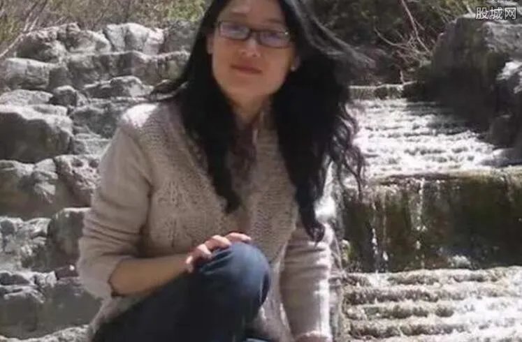 京东张雱结婚了吗 张雱家庭背景身家大揭秘