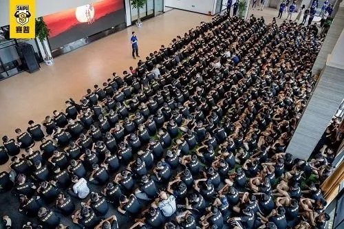 健身房就办卡会有教练教你吗