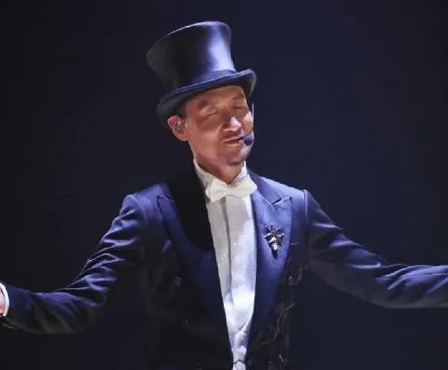 理性讨论一下，周杰伦和张学友的唱功谁更厉害？