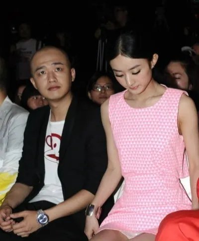 赵丽颖曝光内裤照片 尴尬走光却浑然不知