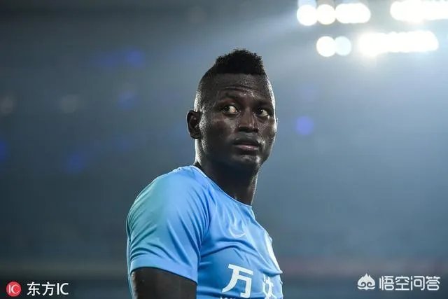 穆谢奎与里亚斯科斯谁更适合大连一方目前的单箭头打法？