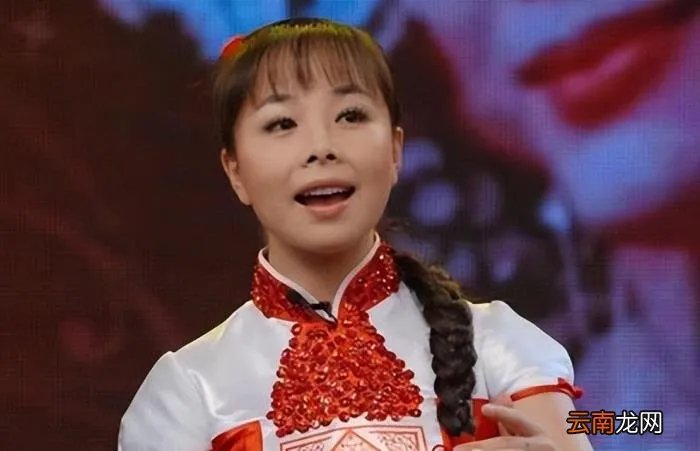 结婚生子的王二妮生活如愿了吗 王二妮的结婚照片( 三 )