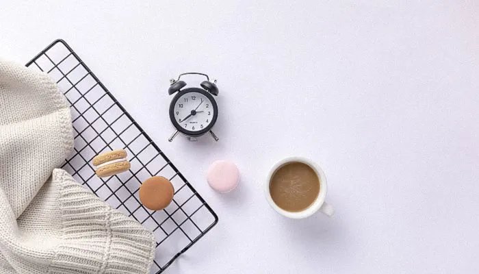 跟女生说早安的撩人情话 早安情话套路撩女生