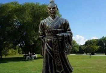 范蠡为何被尊称为“商圣”？他经商的五大原则是什么？