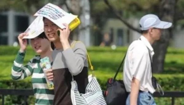 巴黎高温打破了72年记录，这个现象给人类带来什么警示？