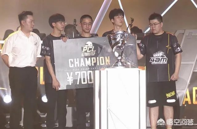 4AM夺得PCL总冠军人气爆炸,韦神直播间人气首破千万,如何看待4AM的高人气?